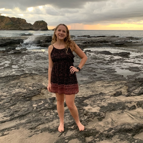 Meet your Posher, Emma - Picture 1 of 1